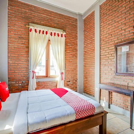 Oyo 3896 Villa Pesona Wisata Puncak Cianjur Extérieur photo
