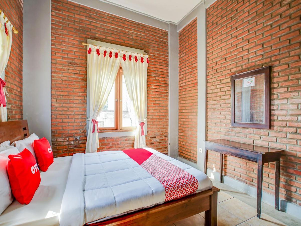 Oyo 3896 Villa Pesona Wisata Puncak Cianjur Extérieur photo