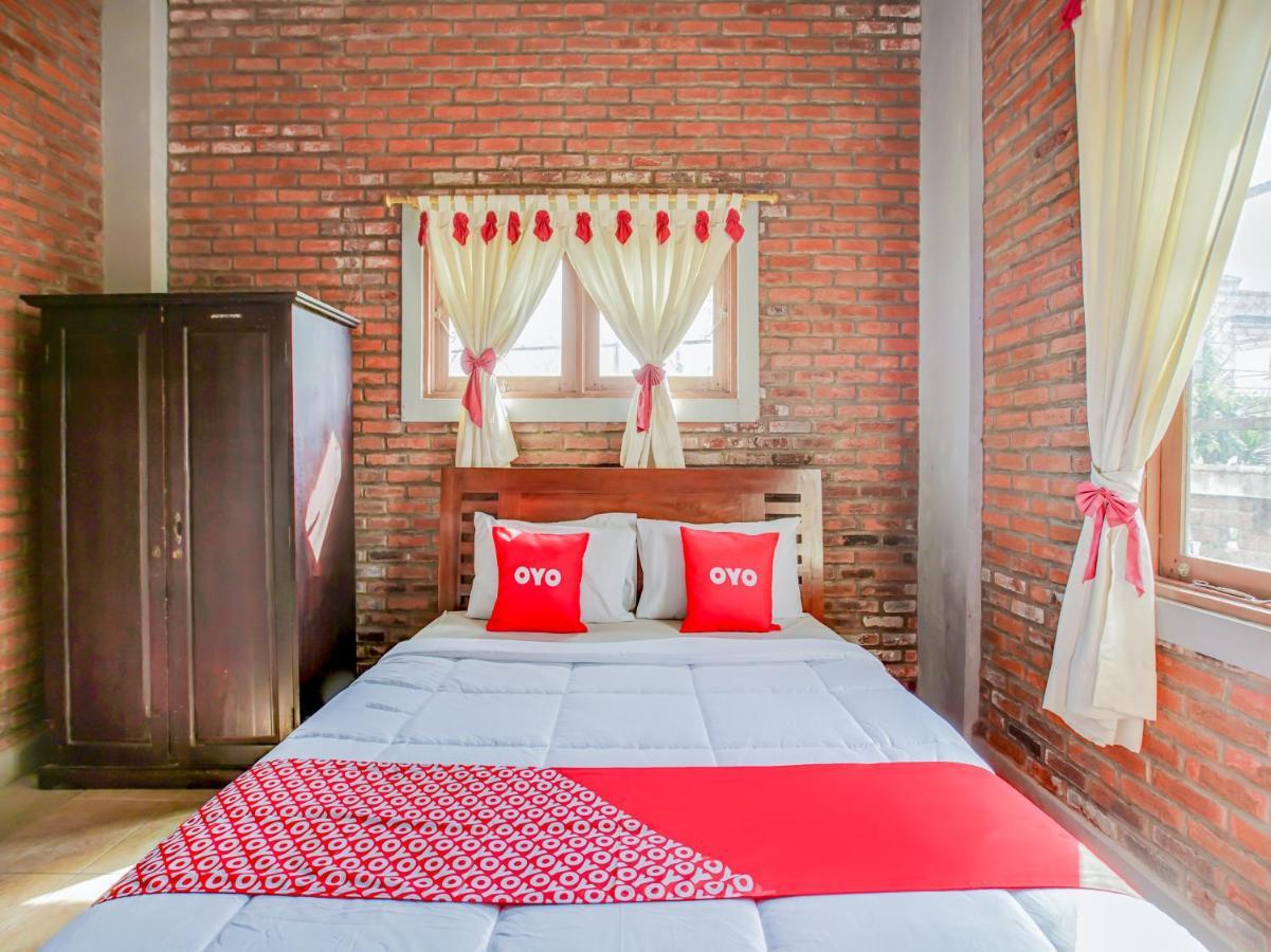 Oyo 3896 Villa Pesona Wisata Puncak Cianjur Extérieur photo