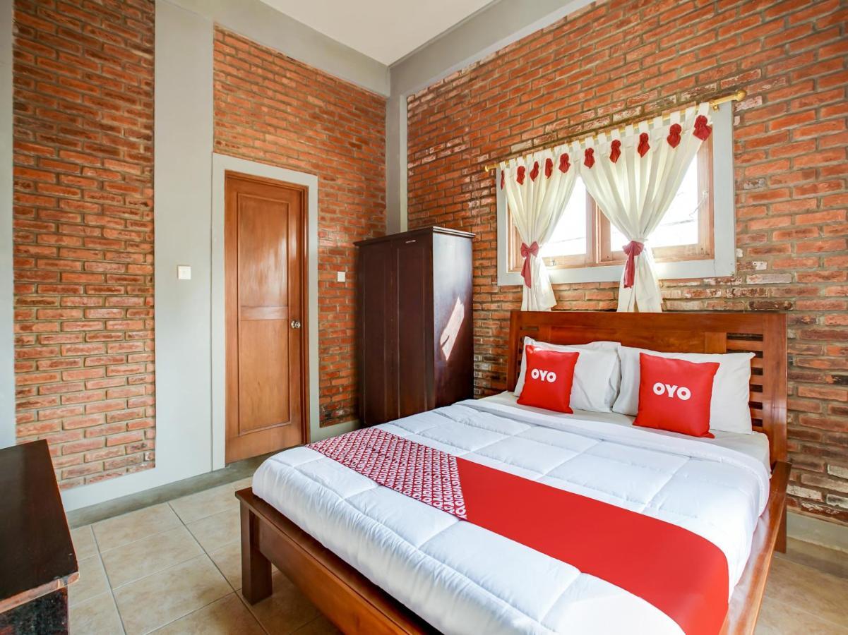 Oyo 3896 Villa Pesona Wisata Puncak Cianjur Extérieur photo
